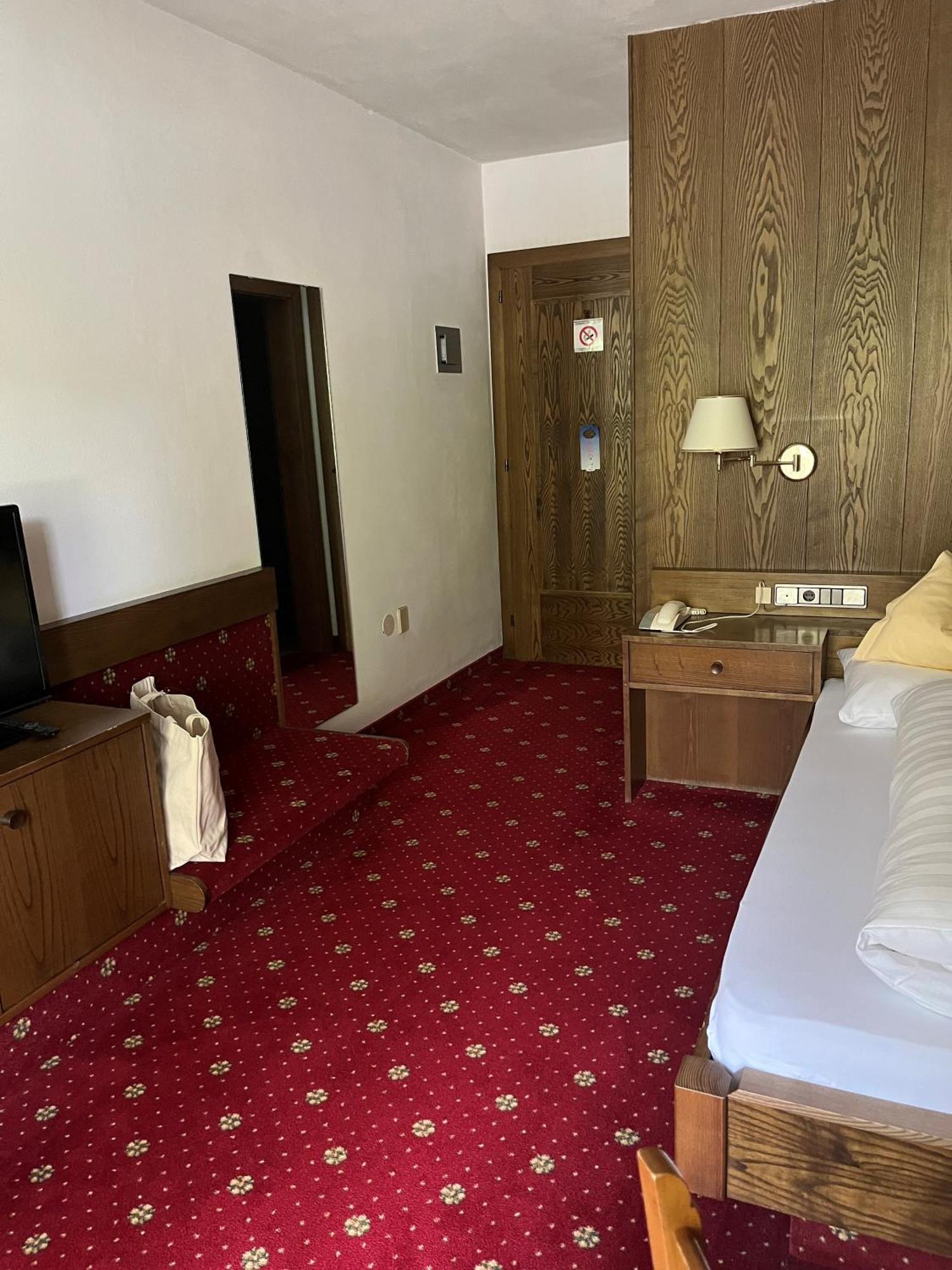 Hotel Am Wolfgrubenersee Soprabolzano Bagian luar foto